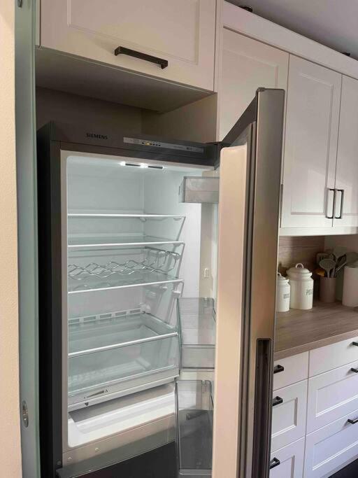Moderne Wohnung In Der Naehe Vom Parndorf Outlet! Bruckneudorf Ngoại thất bức ảnh